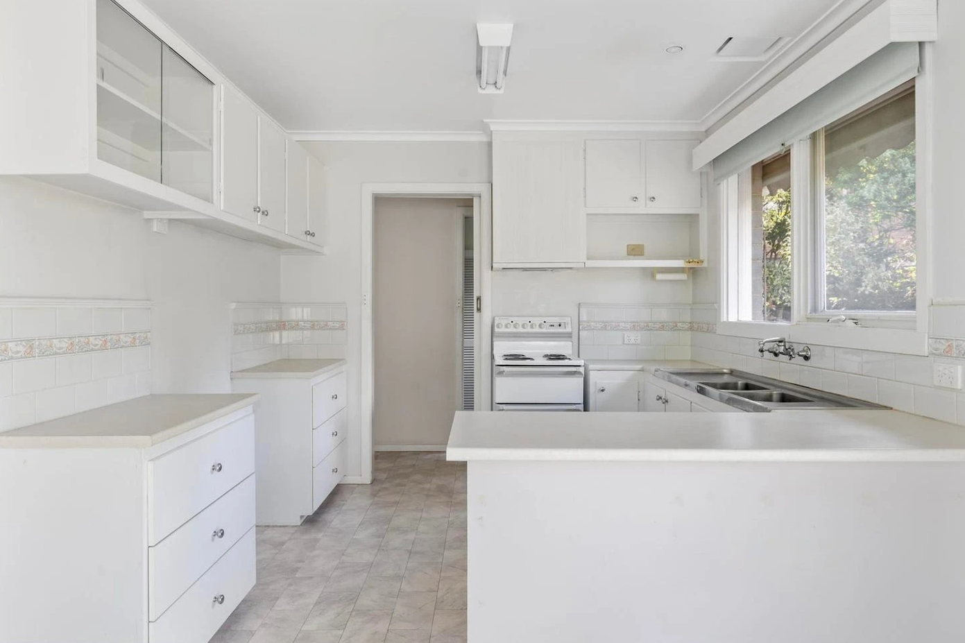 14 Ballantyne Cr, Kilsyth, VIC 3137, Kilsyth - Thumbnail 5