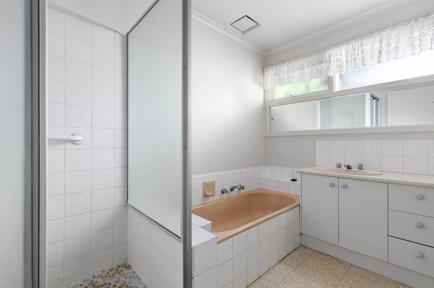 14 Ballantyne Cr, Kilsyth, VIC 3137, Kilsyth - Thumbnail 8