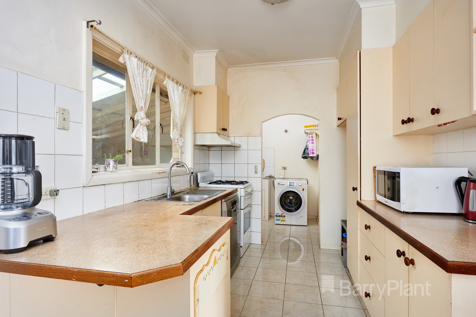 14 Barbara Avenue, Dandenong North, VIC 3175, Dandenong North - Thumbnail 2