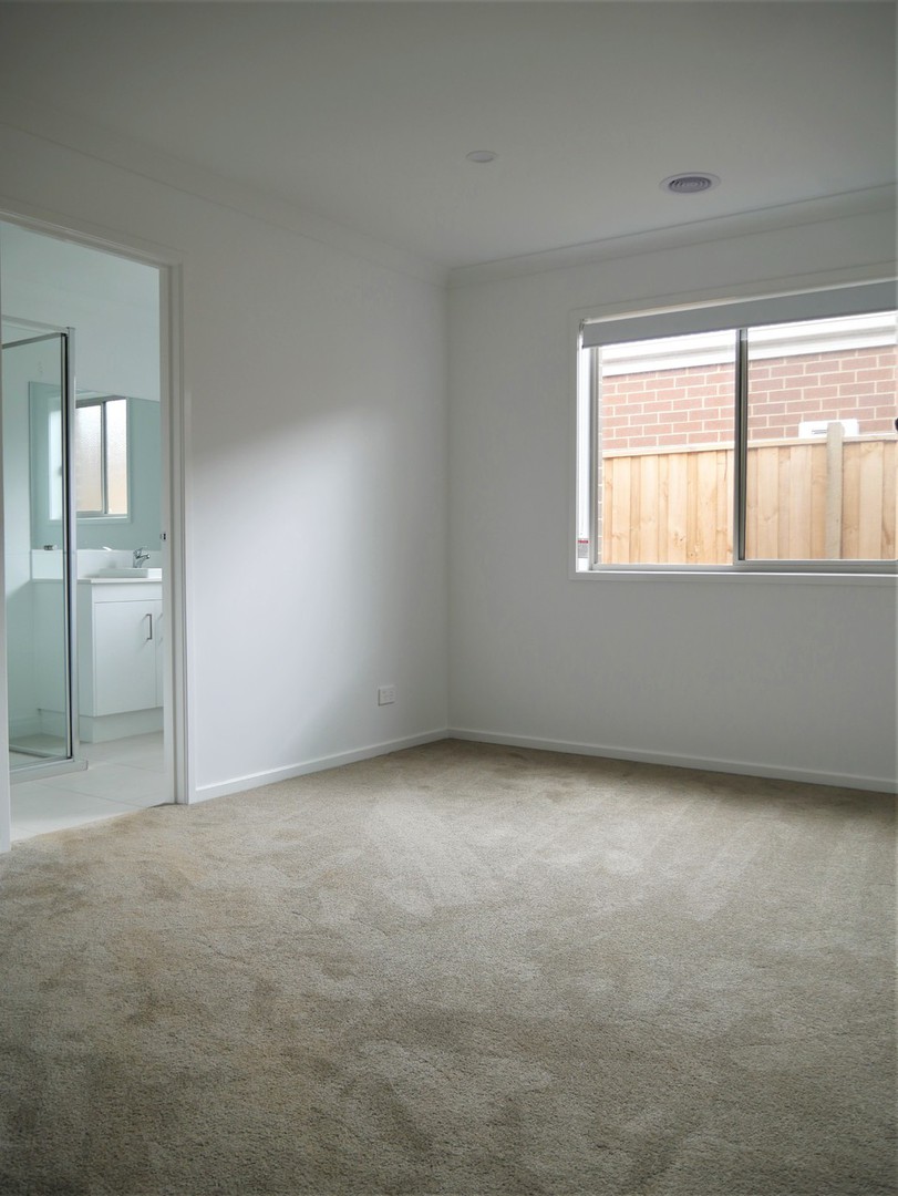 14 Baron Road, Thornhill Park, VIC 3335 - Thumbnail 1 - 20/11/2023