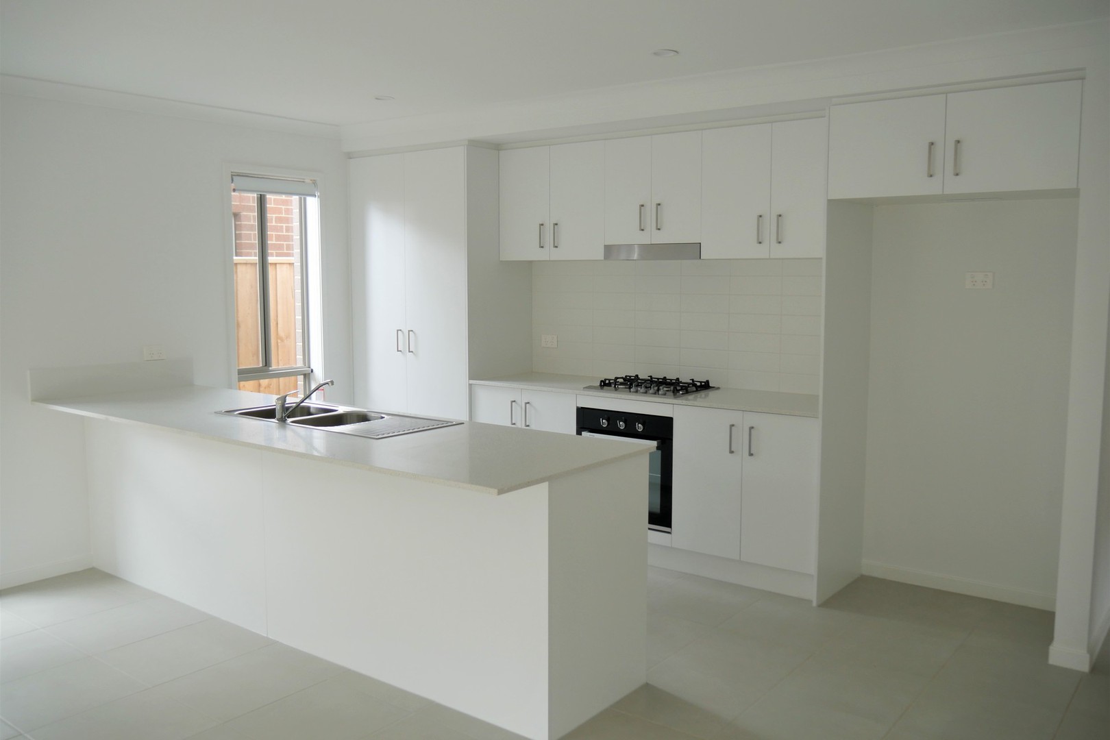 14 Baron Road, Thornhill Park, VIC 3335, Thornhill Park - Thumbnail 4