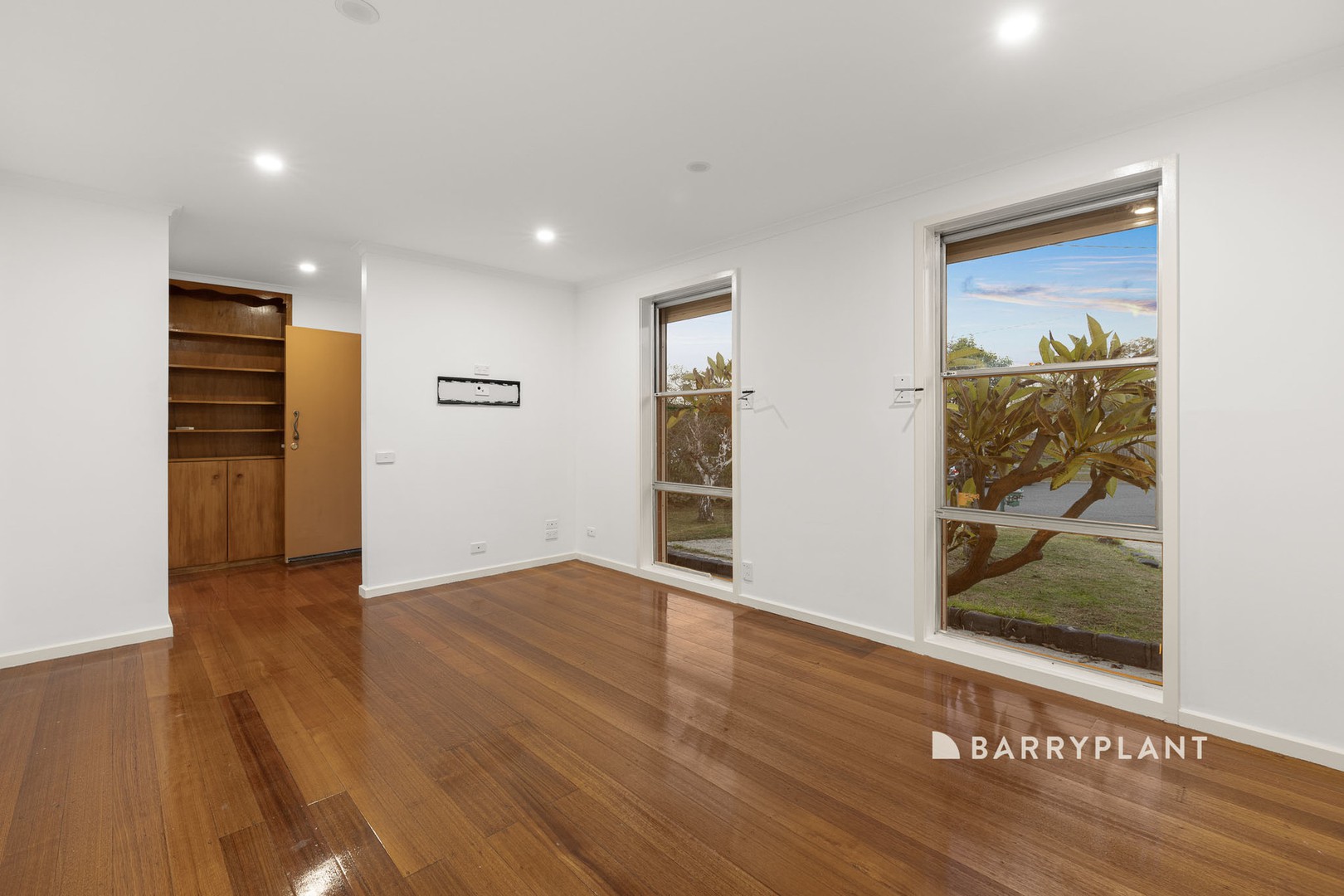 14 Bellvue Court, Hampton Park, VIC 3976 - Thumbnail 2 - 09/07/2025