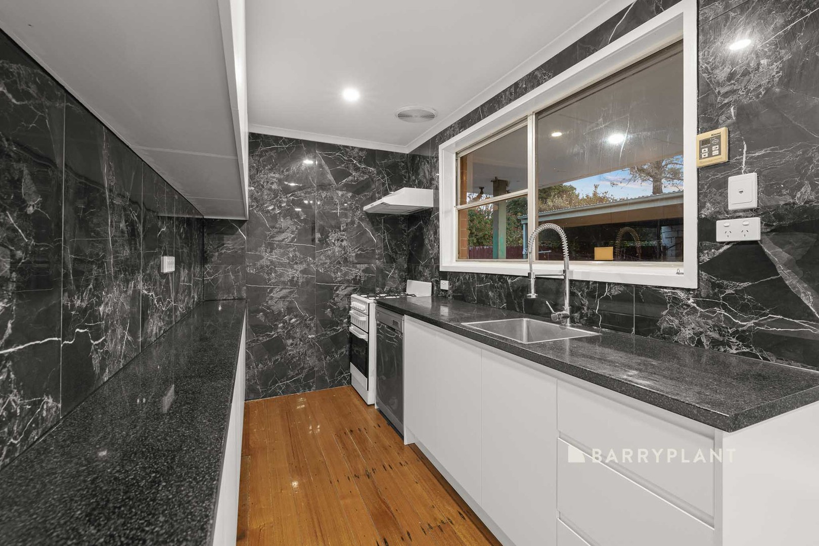 14 Bellvue Court, Hampton Park, VIC 3976, Hampton Park - Thumbnail 4