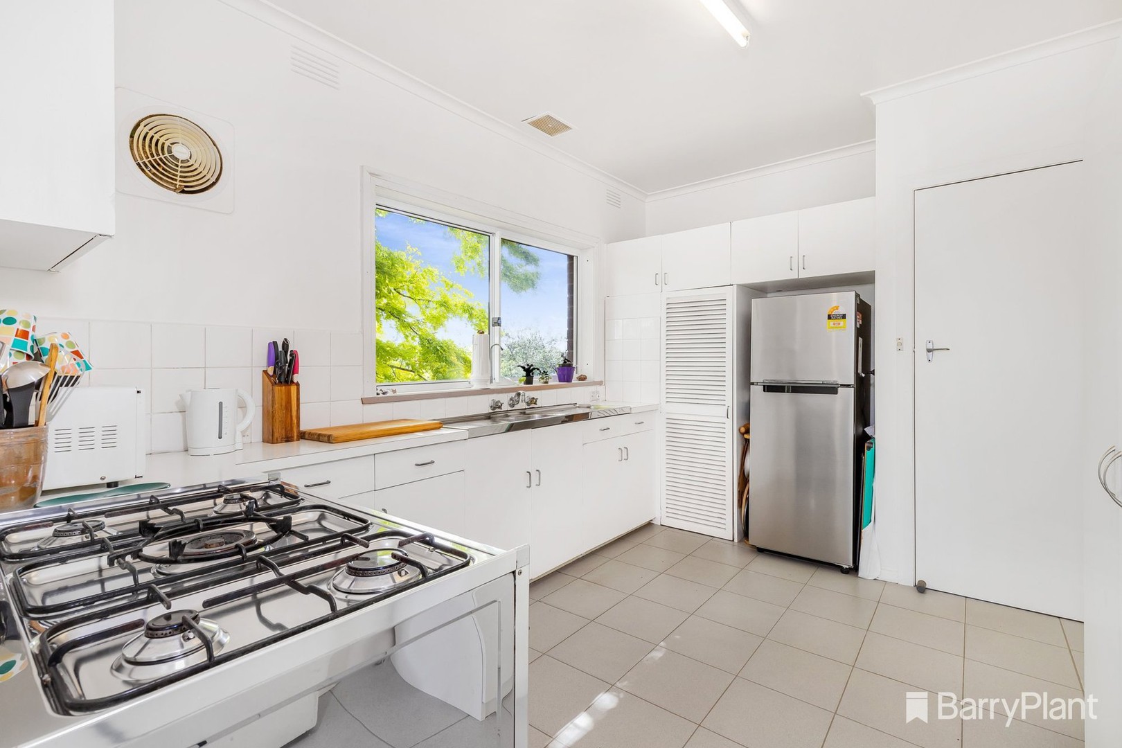 14 Belvedere Court, Noble Park, VIC 3174, Noble Park - Thumbnail 4