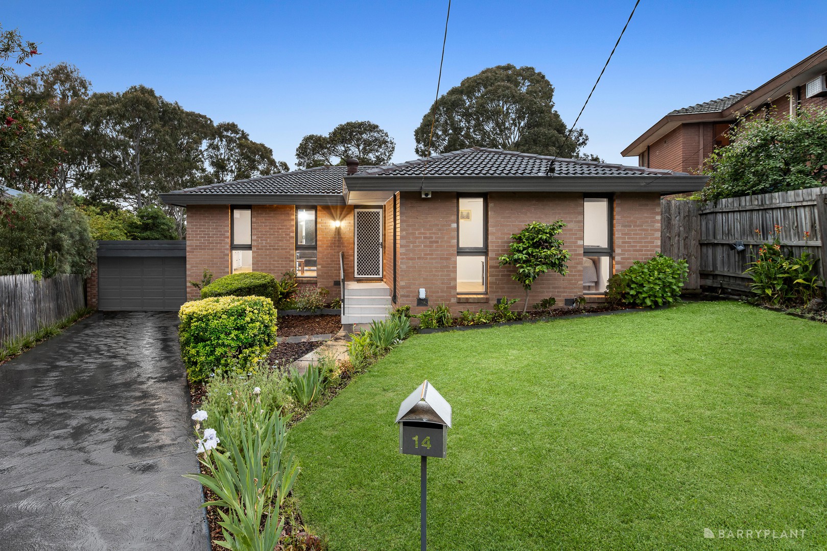 14 Ben Nevis Grove, Bulleen, VIC 3105 - Thumbnail 2 - 12/11/2025
