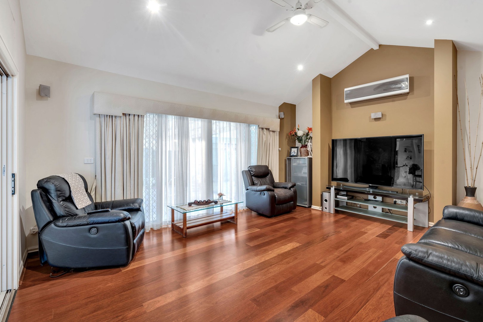 14 Benaud Close, Keilor East, VIC 3033, Keilor East - Thumbnail 7