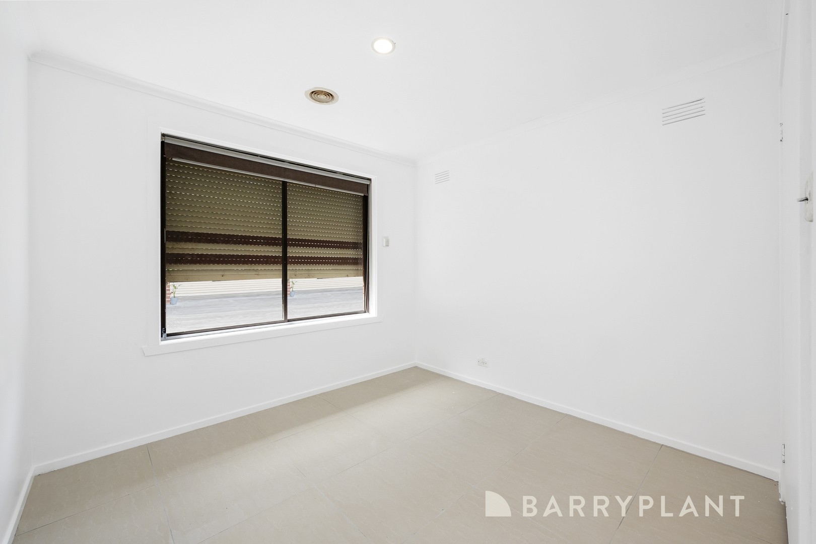14 Bernard Drive Melton South, Melton, VIC 3337, Melton - Thumbnail 8