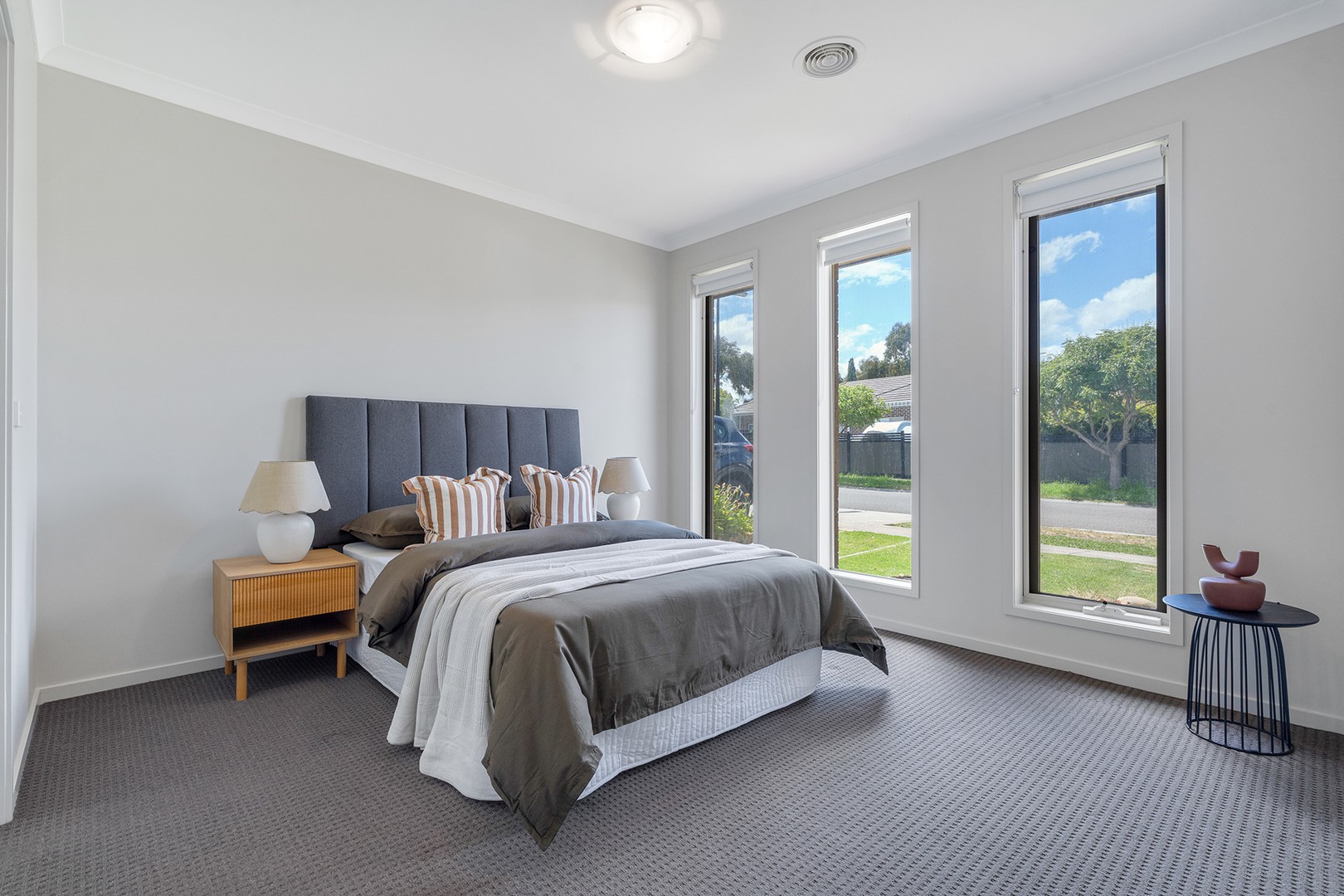 14 Birdswood Crescent, Craigieburn, VIC 3064, Craigieburn - Thumbnail 6