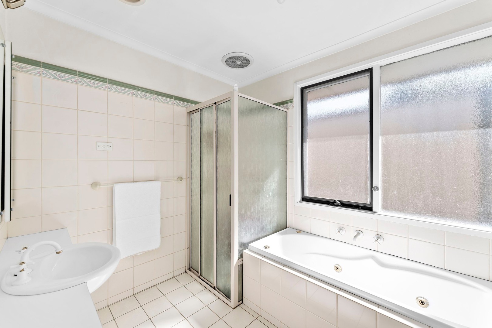 14 Birtley Court, Greenvale, VIC 3059, Greenvale - Thumbnail 7