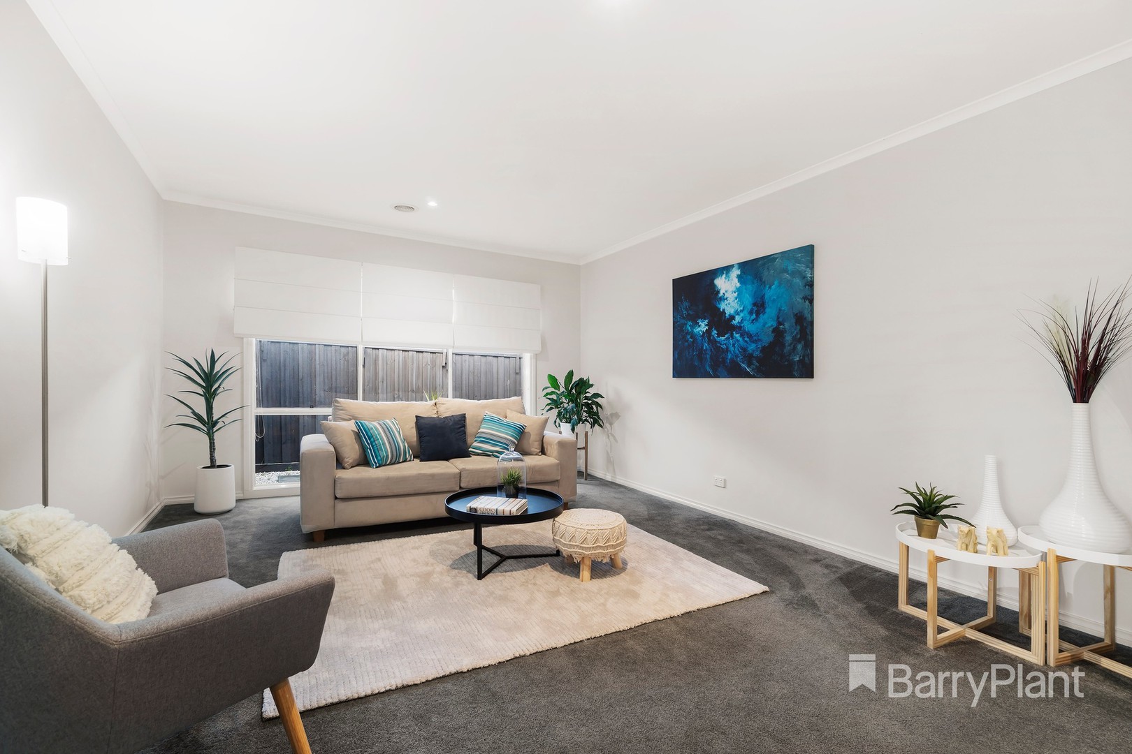 14 Bloomfield Drive, South Morang, VIC 3752, South Morang - Thumbnail 2