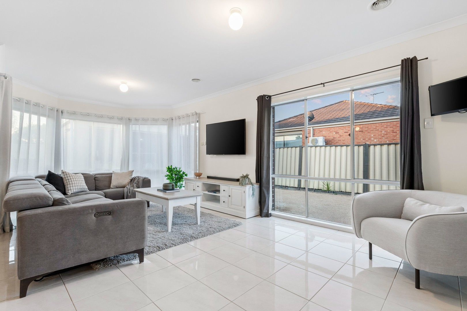 14 Bloomsbury Drive, Taylors Hill, VIC 3037, Taylors Hill - Thumbnail 6