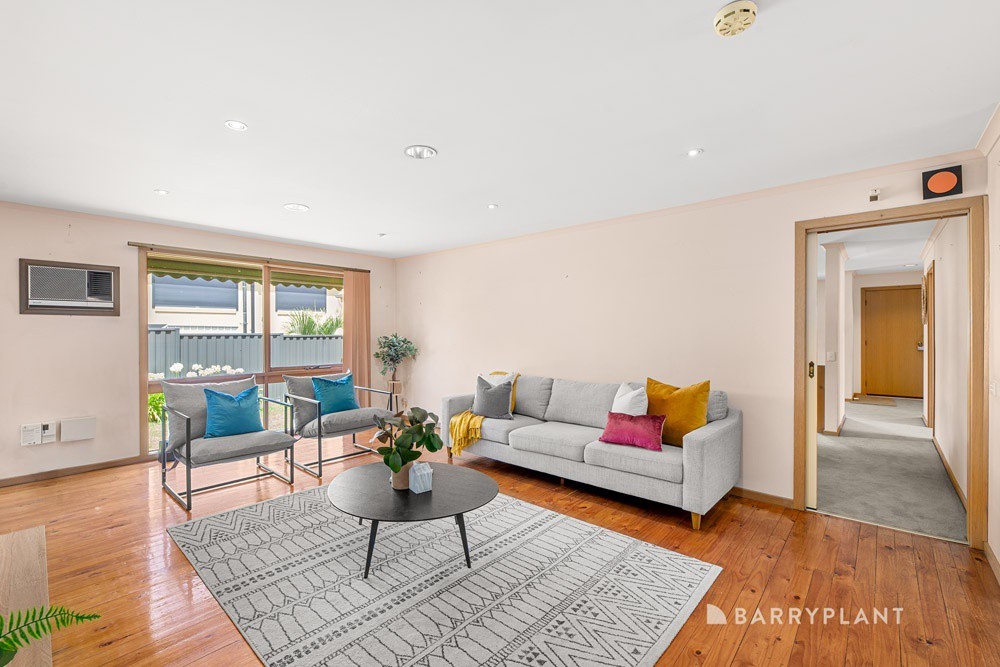 14 Blossom Park Drive, Mill Park, VIC 3082, Mill Park - Thumbnail 4