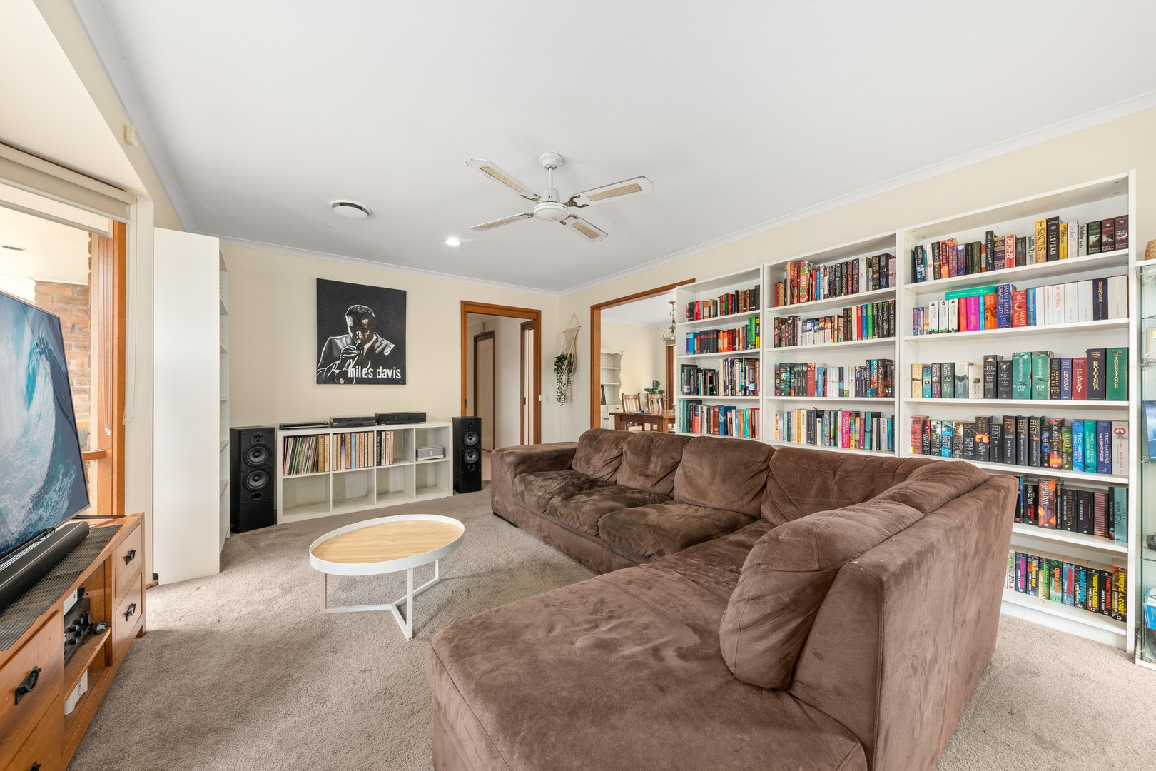 14 Bluegrass Crescent, Pakenham, VIC 3810, Pakenham - Thumbnail 2