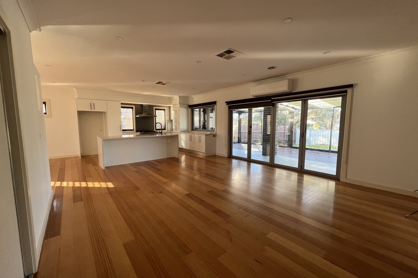 14 Bowman Court, Taylors Hill, VIC 3037, Taylors Hill - Thumbnail 4