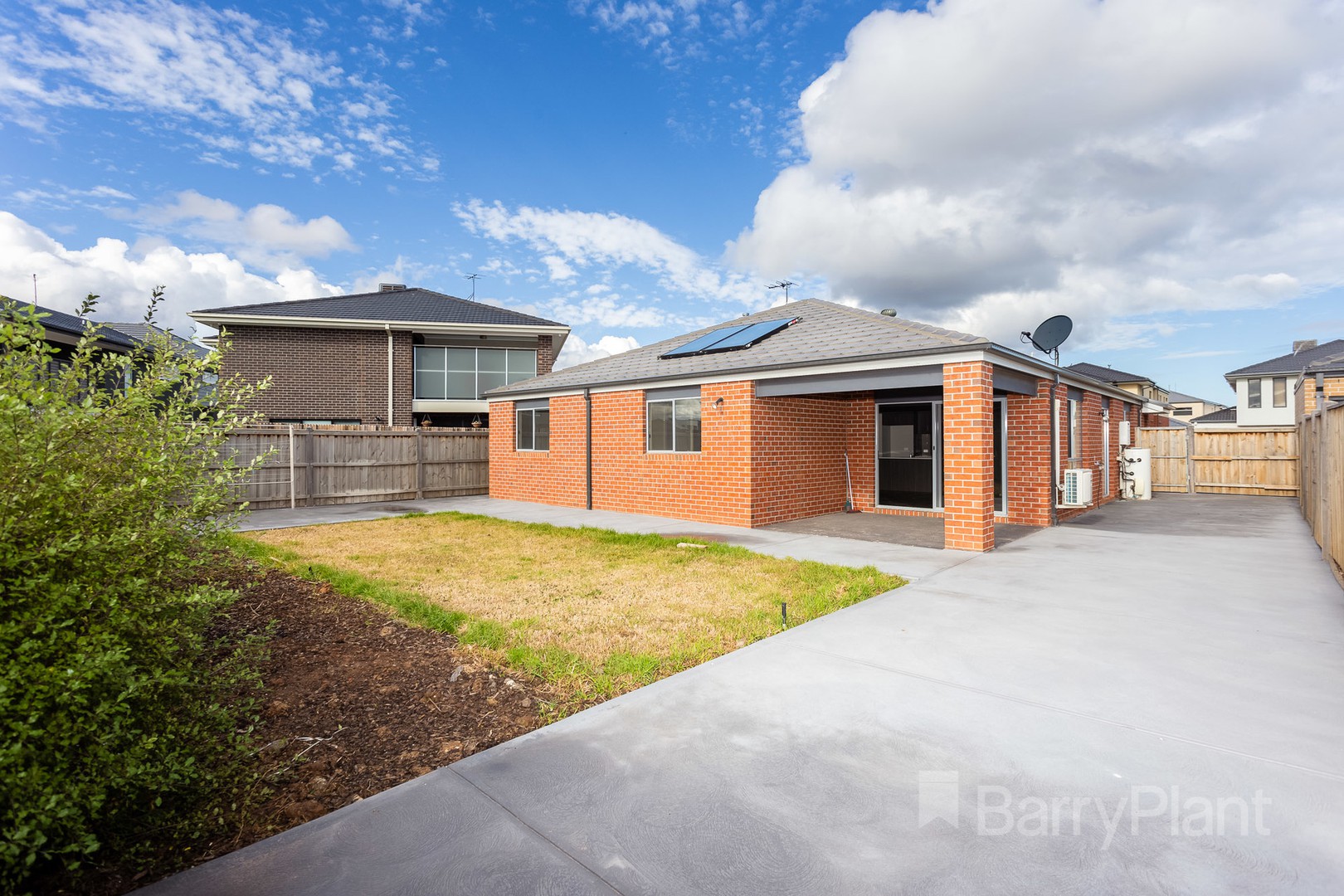 14 Brinkerhoff Crescent, Point Cook, VIC 3030 - Thumbnail 2 - 16/09/2024