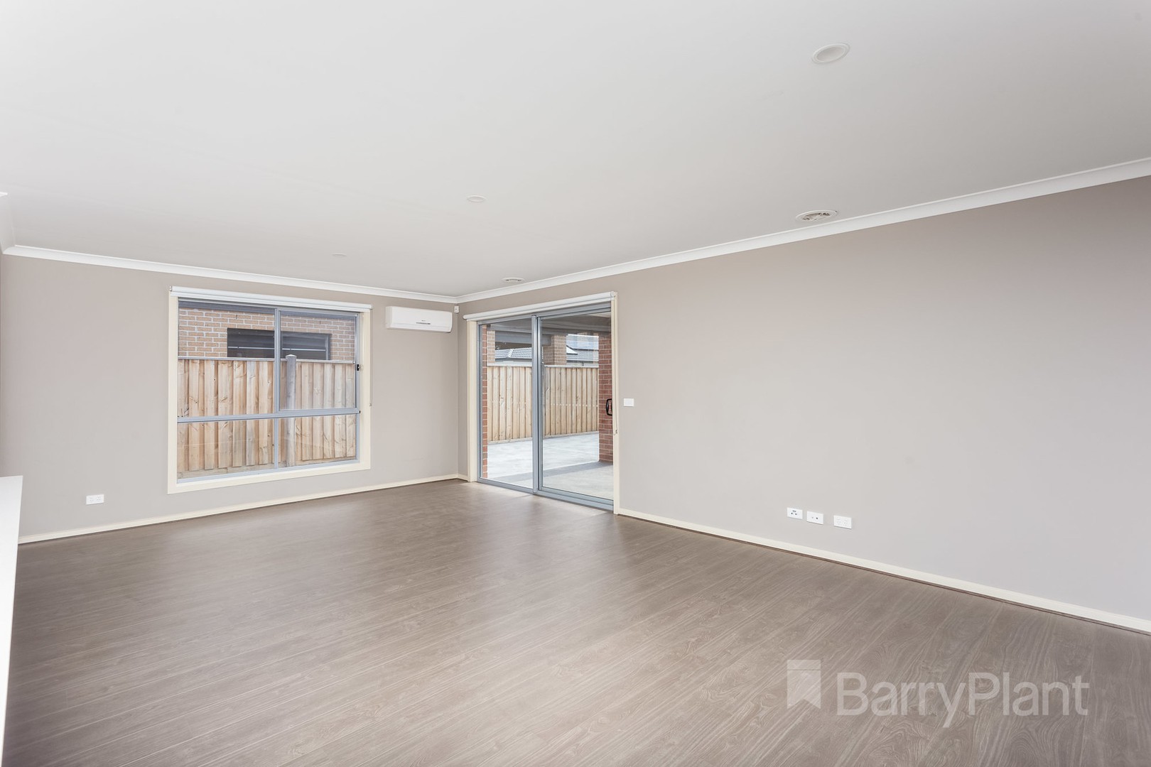 14 Brinkerhoff Crescent, Point Cook, VIC 3030, Point Cook - Thumbnail 5