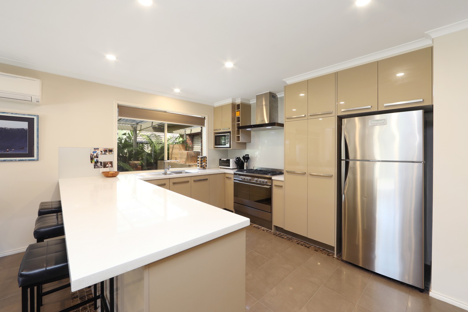 14 Caloola Court, Rowville, VIC 3178, Rowville - Thumbnail 2