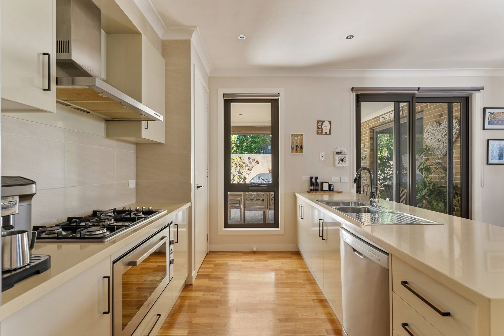 14 Cambridge Drive, Berwick, VIC 3806, Berwick - Thumbnail 6