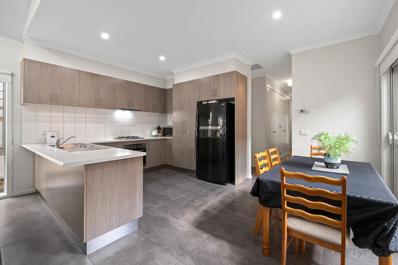 14 Carabott Place, Berwick, VIC 3806, Berwick - Thumbnail 2