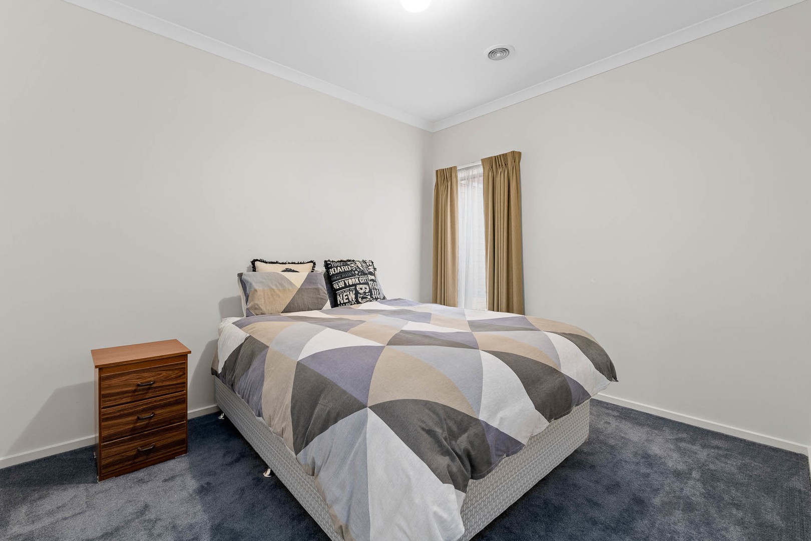 14 Carabott Place, Berwick, VIC 3806, Berwick - Thumbnail 7