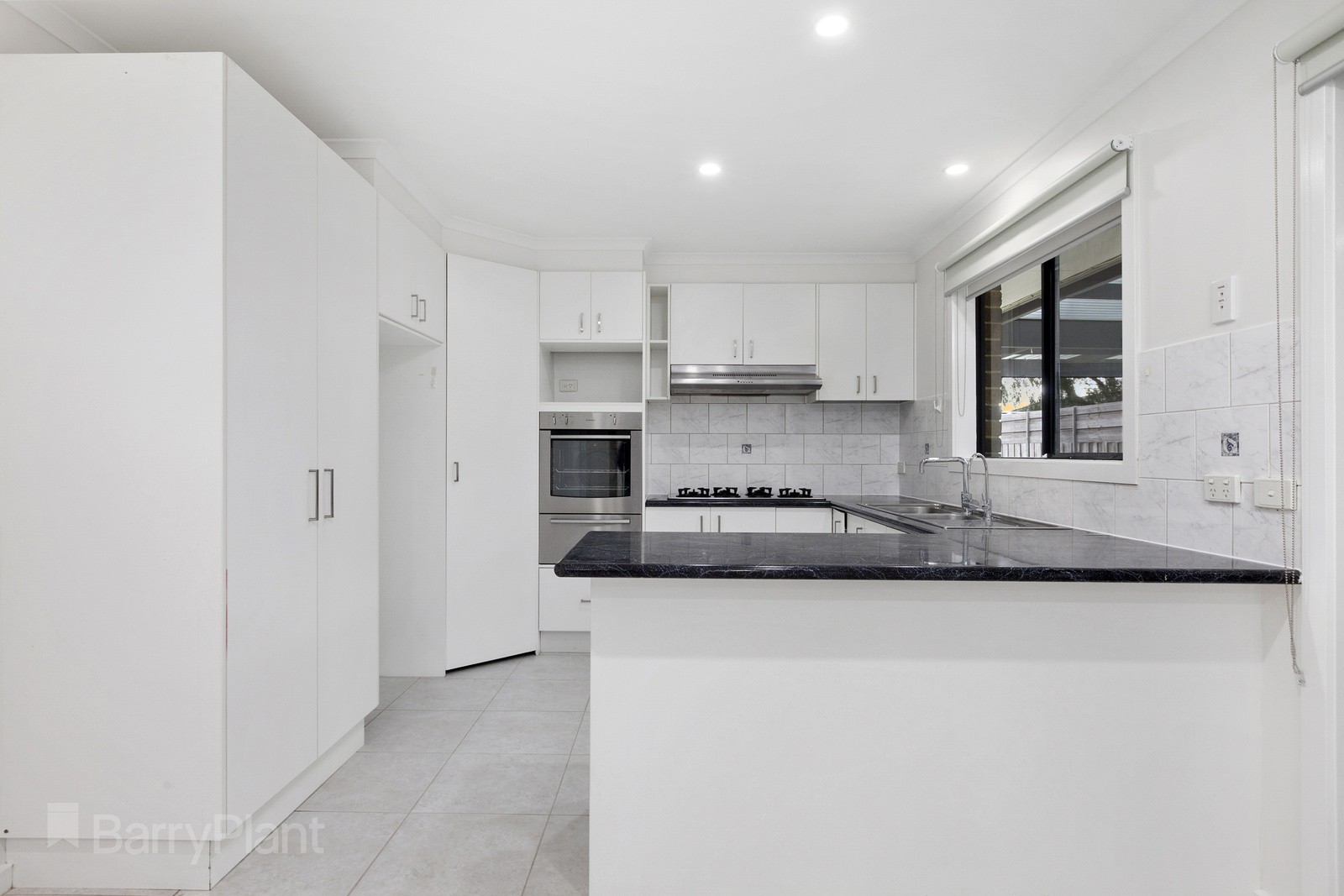 14 Carruthers Court, Altona Meadows, VIC 3028, Altona Meadows - Thumbnail 2