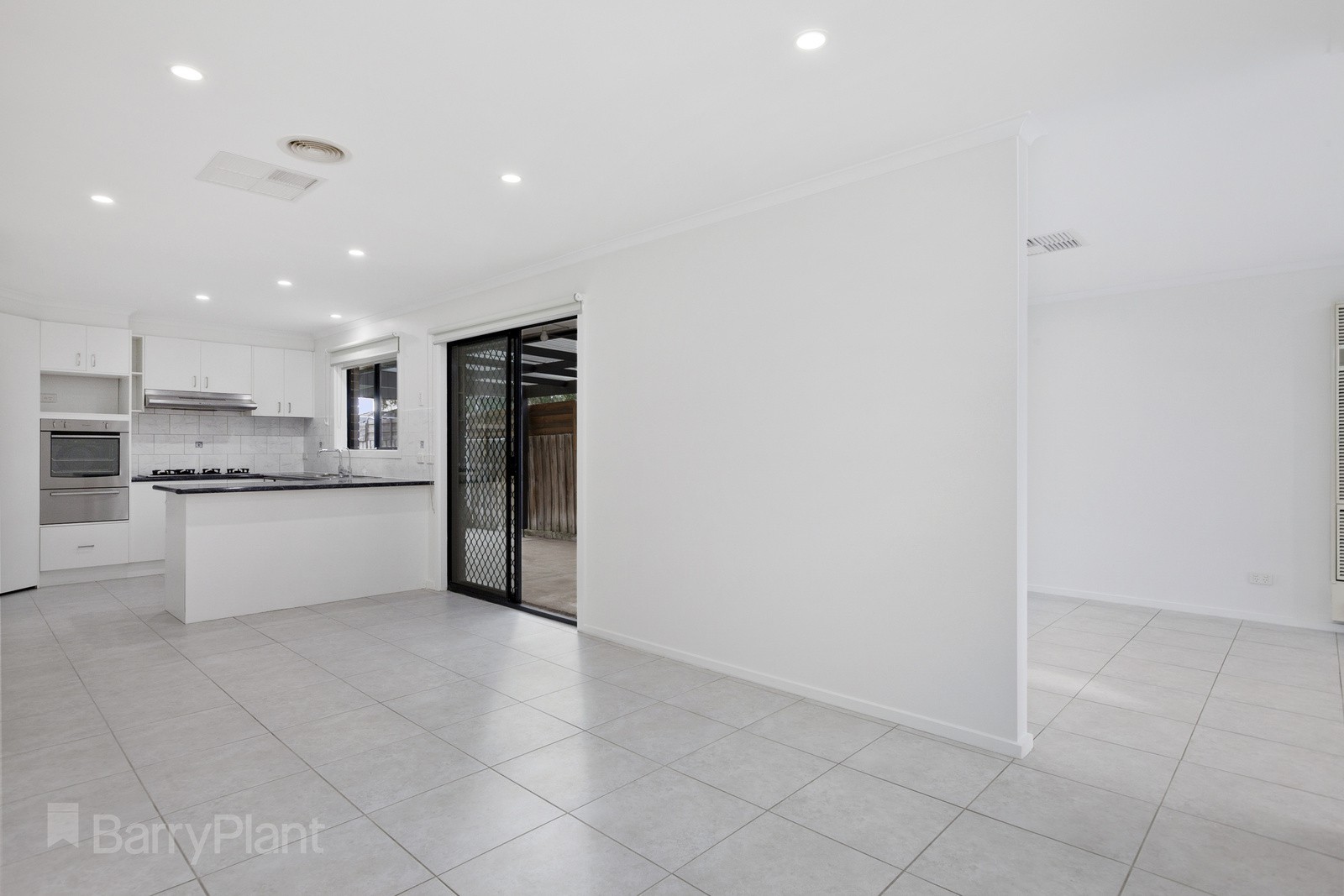14 Carruthers Court, Altona Meadows, VIC 3028, Altona Meadows - Thumbnail 3