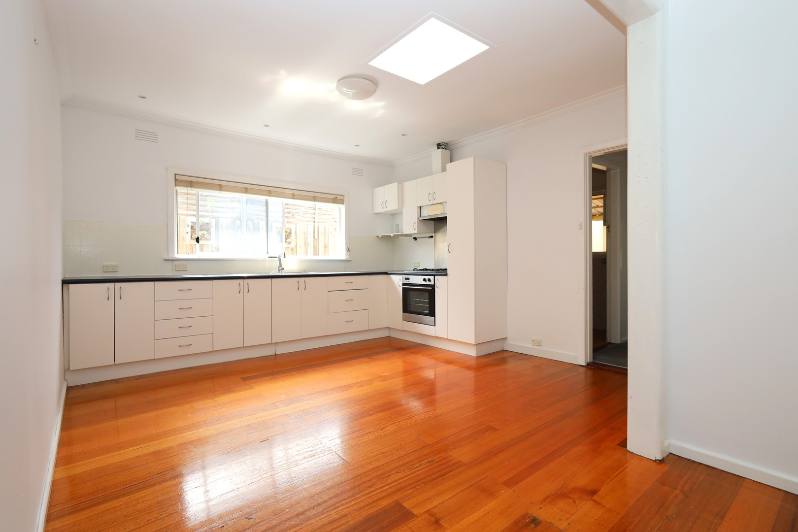 14 Castleton  Road, Herne Hill, VIC 3218, Herne Hill - Thumbnail 3