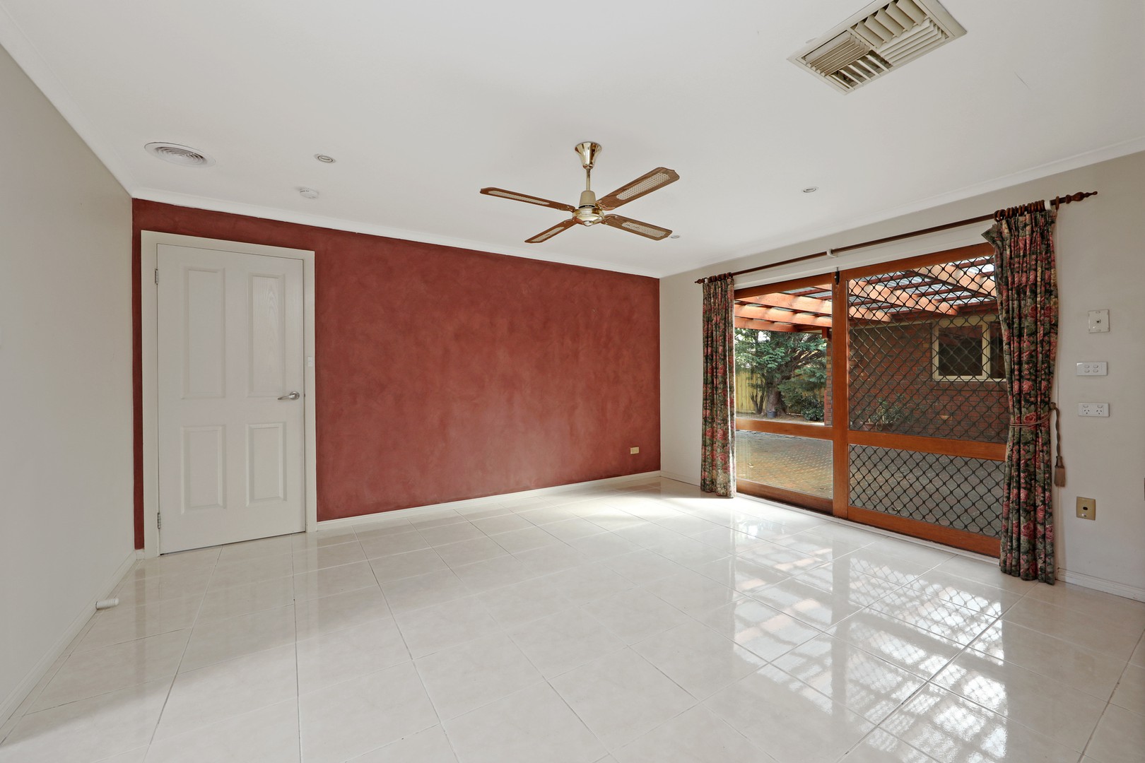 14 Chirnside Road, Berwick, VIC 3806, Berwick - Thumbnail 4