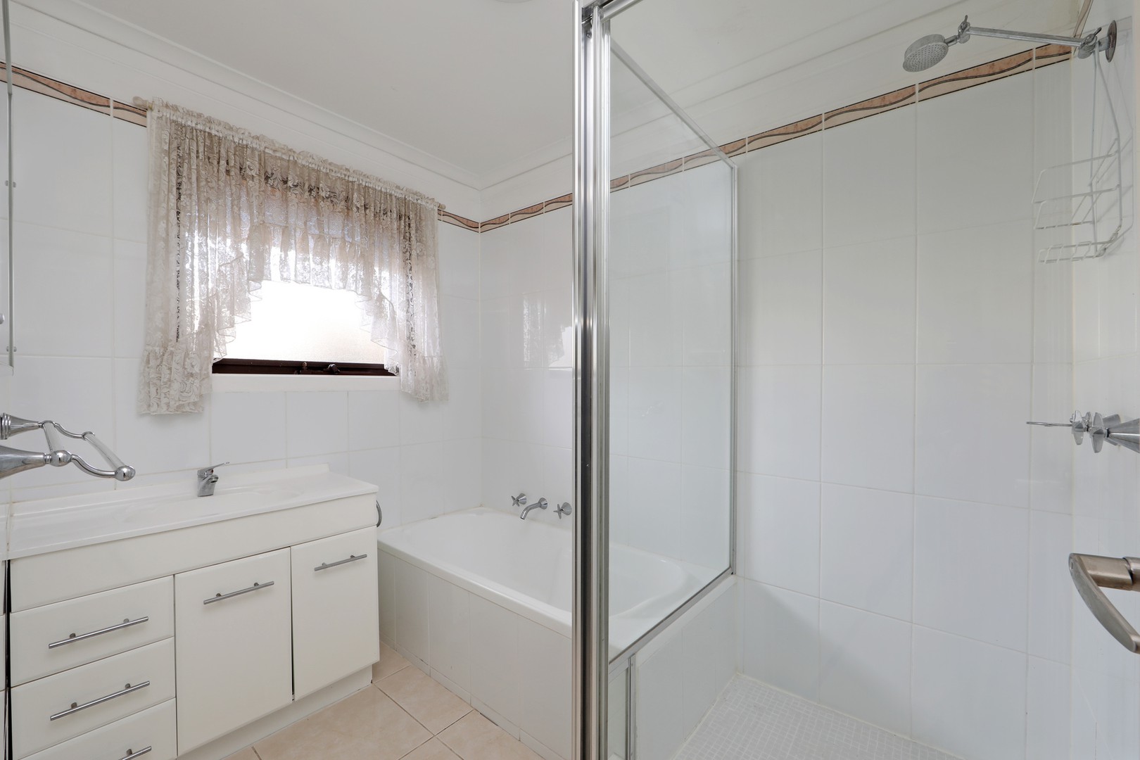 14 Chirnside Road, Berwick, VIC 3806, Berwick - Thumbnail 5
