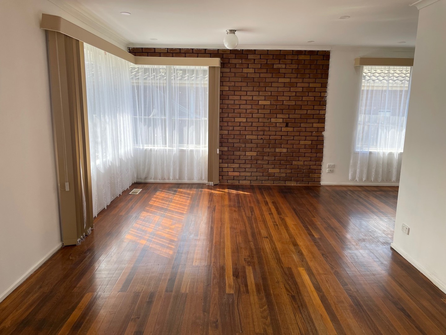 14 Cinerea Avenue, Ferntree Gully, VIC 3156 - Thumbnail 1 - 11/10/2022