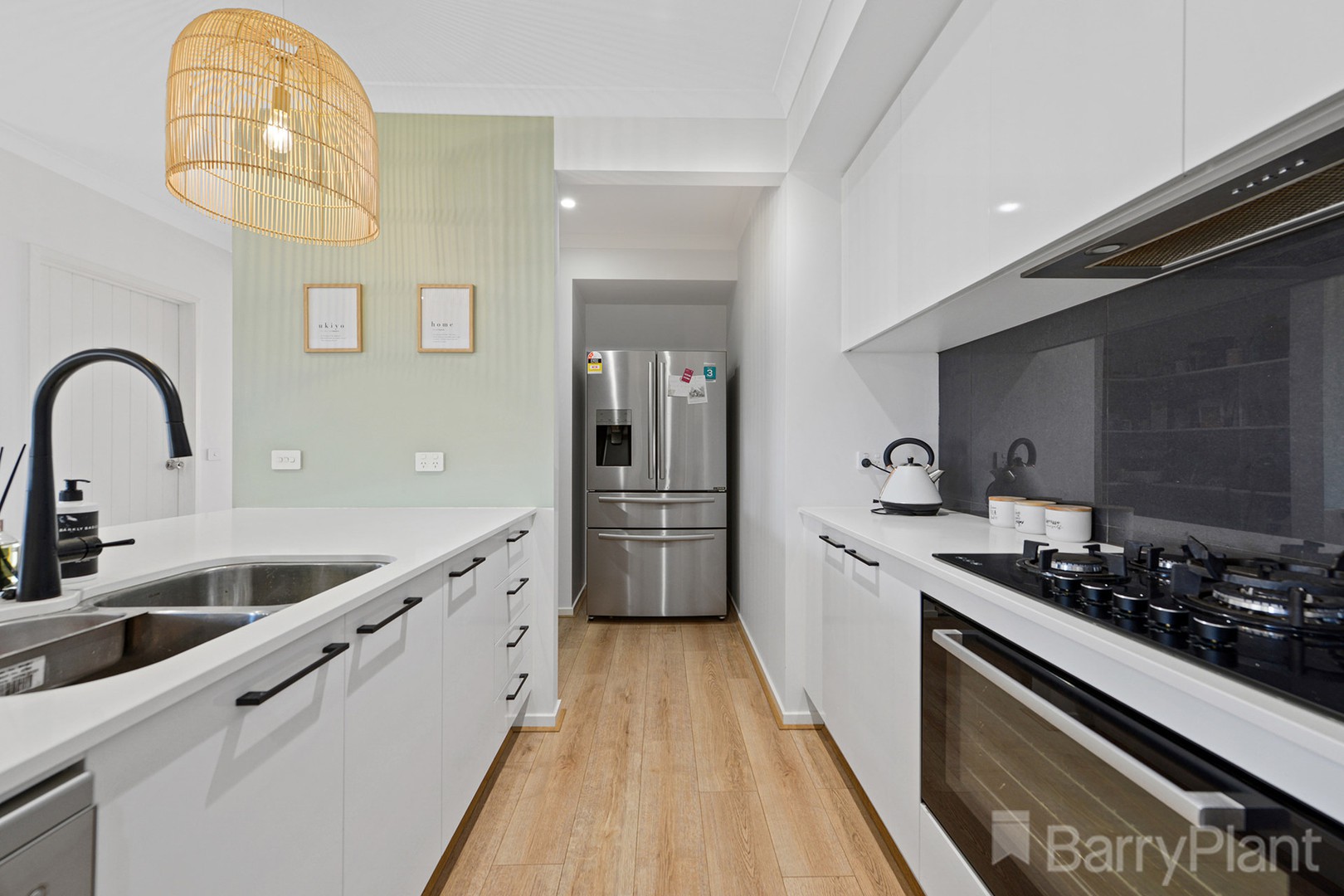 14 Cinnamon Street, Drouin, VIC 3818, Drouin - Thumbnail 3