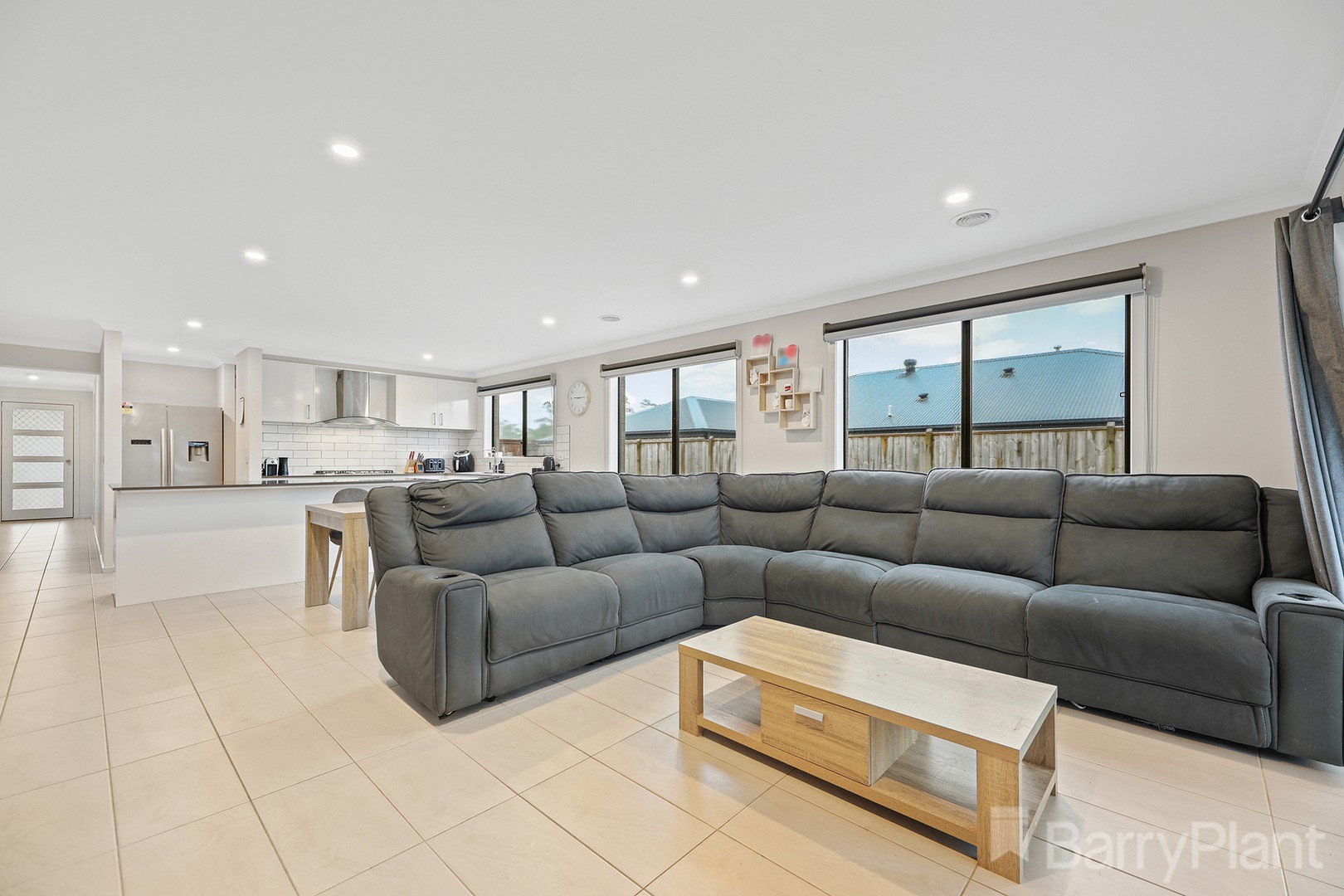 14 Cloverleaf Crescent, Drouin, VIC 3818, Drouin - Thumbnail 6