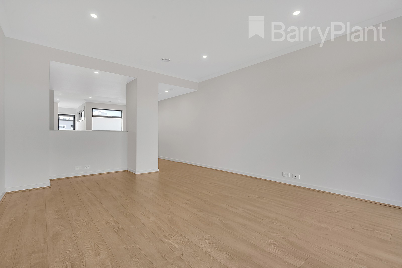 14 Cobalt Walk, Craigieburn, VIC 3064, Craigieburn - Thumbnail 7