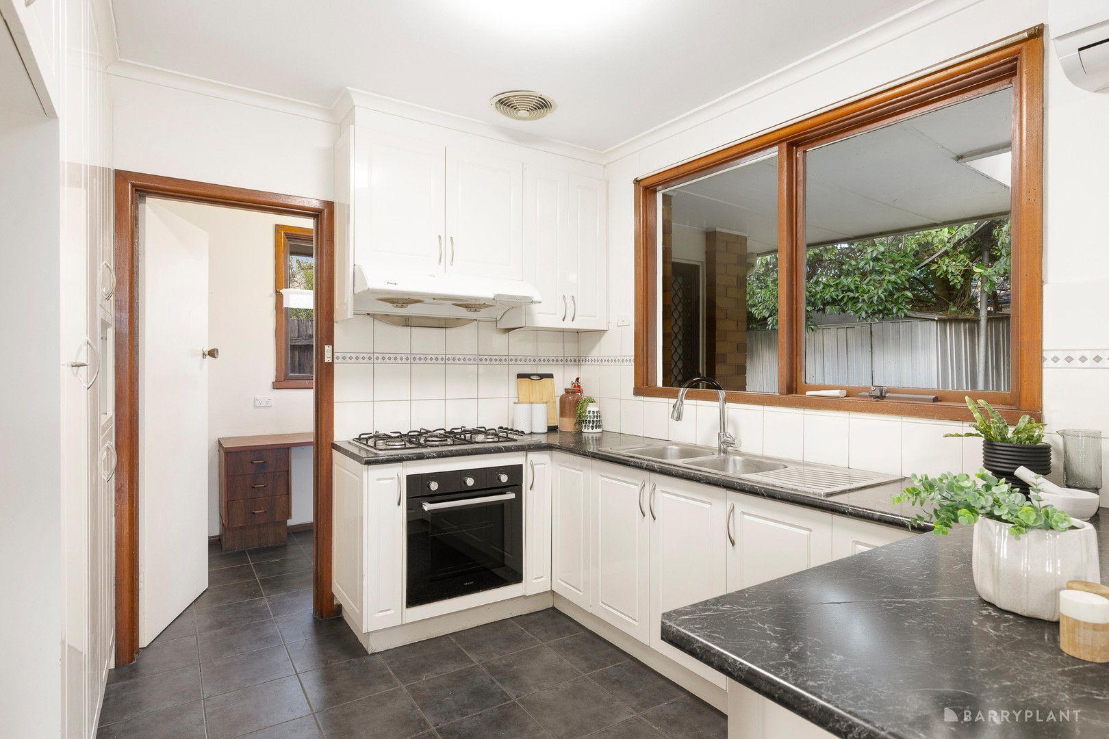 14 Colonsay Street, Templestowe, VIC 3106, Templestowe - Thumbnail 3
