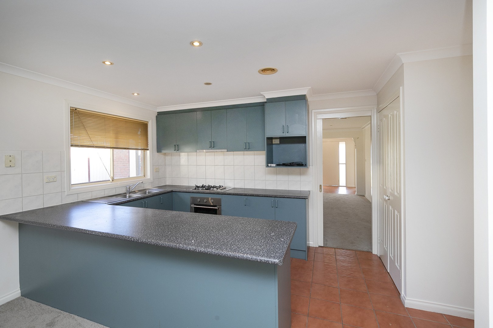 14 Corama Court, Sydenham, VIC 3037, Sydenham - Thumbnail 2