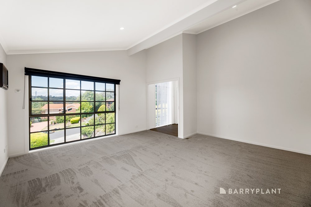 14 Crofton Terrace, Doncaster East, VIC 3109 - Thumbnail 2 - 04/12/2024