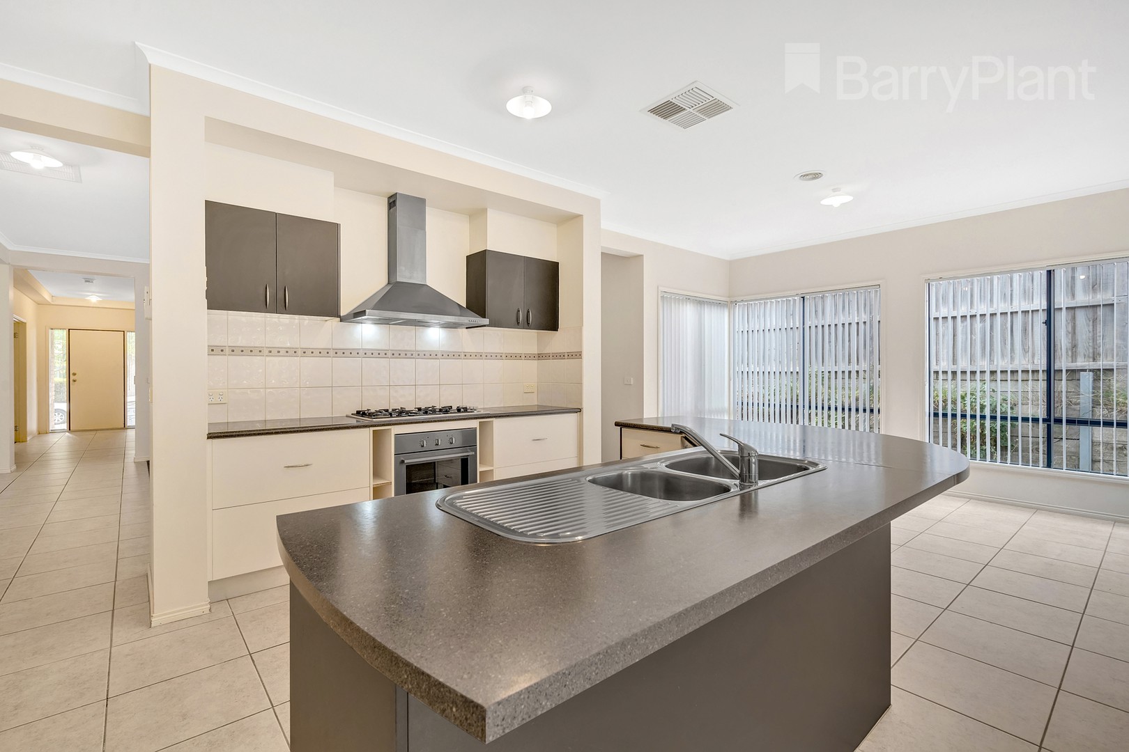 14 Cropton Rise, Craigieburn, VIC 3064 - Thumbnail 1 - 17/03/2023