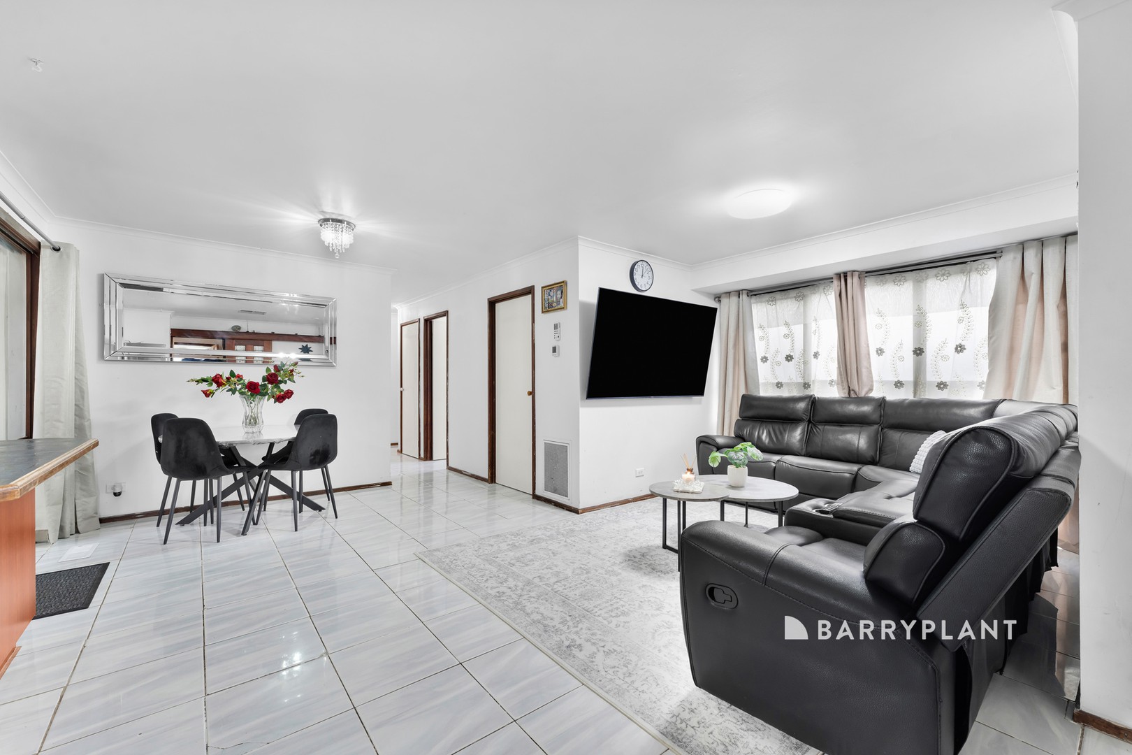 14 Dalvana Court, Hampton Park, VIC 3976 - Thumbnail 2 - 05/08/2026
