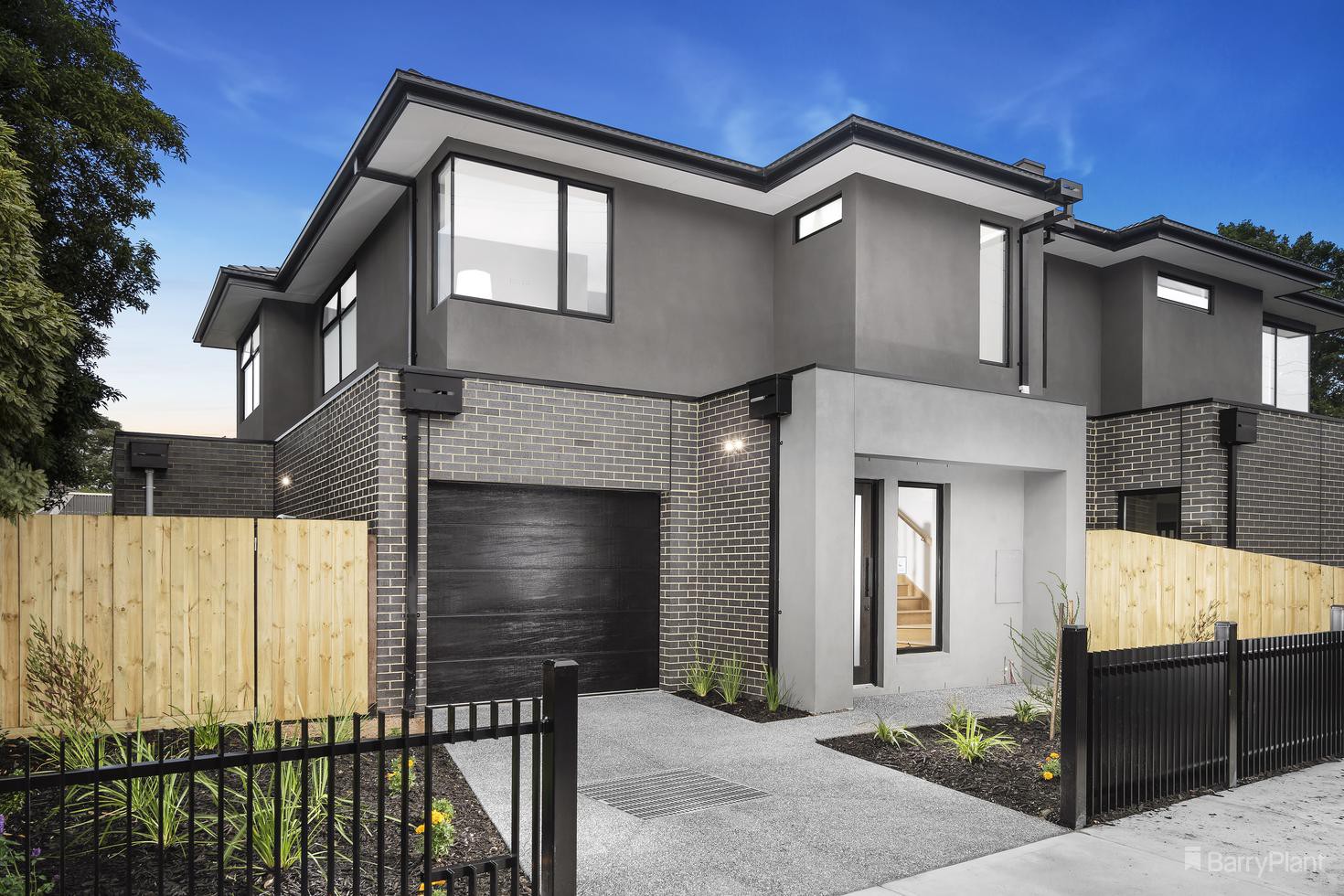 14 Dalveen Road, Ivanhoe, VIC 3079, Ivanhoe - Thumbnail 2