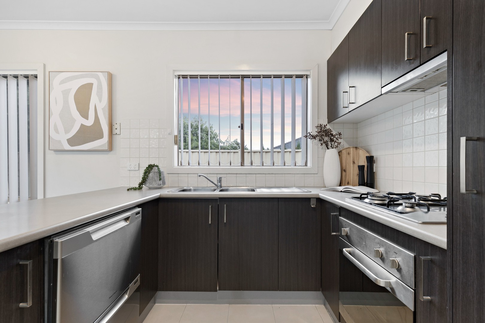 14 David Circuit, Hillside, VIC 3037, Hillside - Thumbnail 5