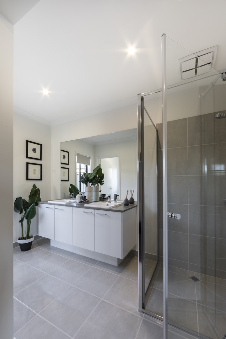 14 Dawnview Crescent, Roxburgh Park, VIC 3064, Roxburgh Park - Thumbnail 8