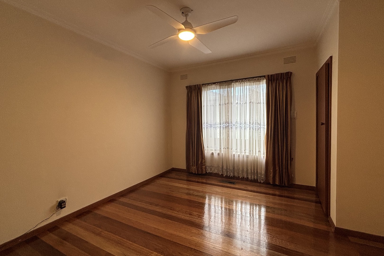 14 Deakin Avenue, Lalor, VIC 3075, Lalor - Thumbnail 5