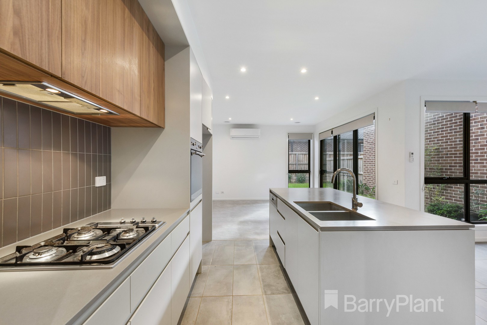 14 Decipher Street, Aintree, VIC 3336, Aintree - Thumbnail 4