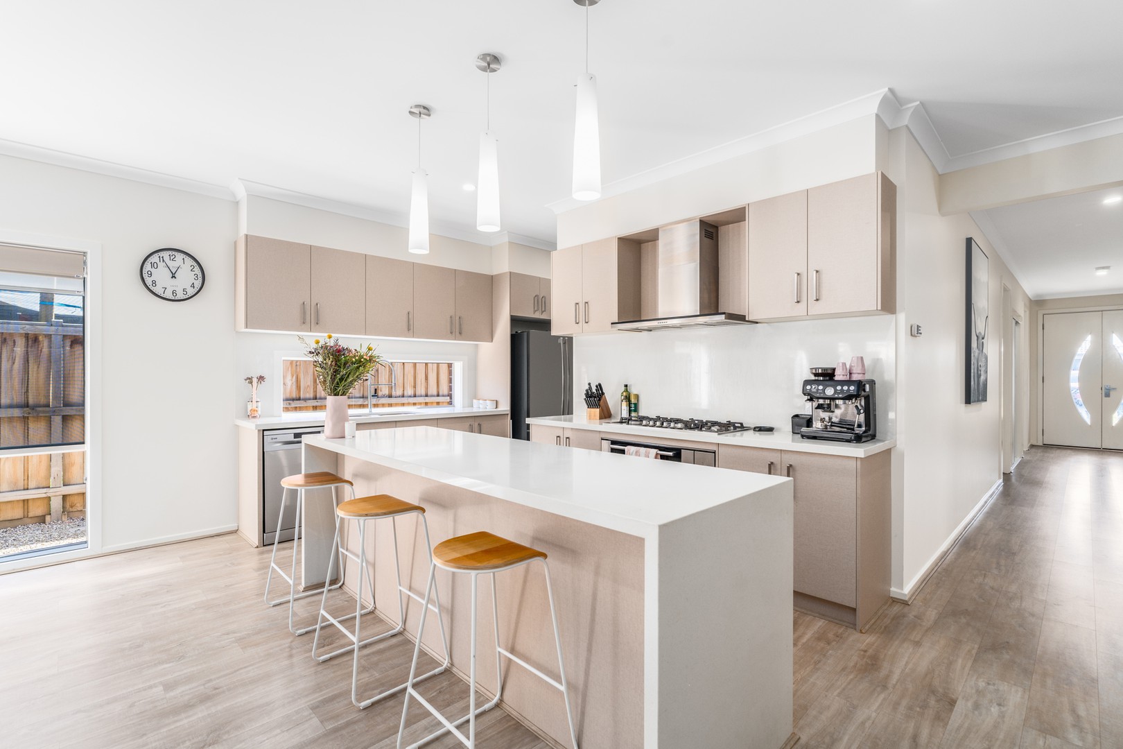 14 Devereux Way, Charlemont, VIC 3217 - Thumbnail 2 - 15/08/2024