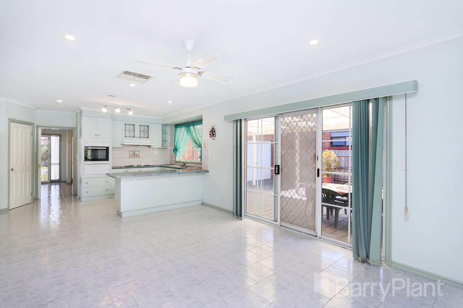 14 Diosma Avenue, Sunshine West, VIC 3020, Sunshine West - Thumbnail 3