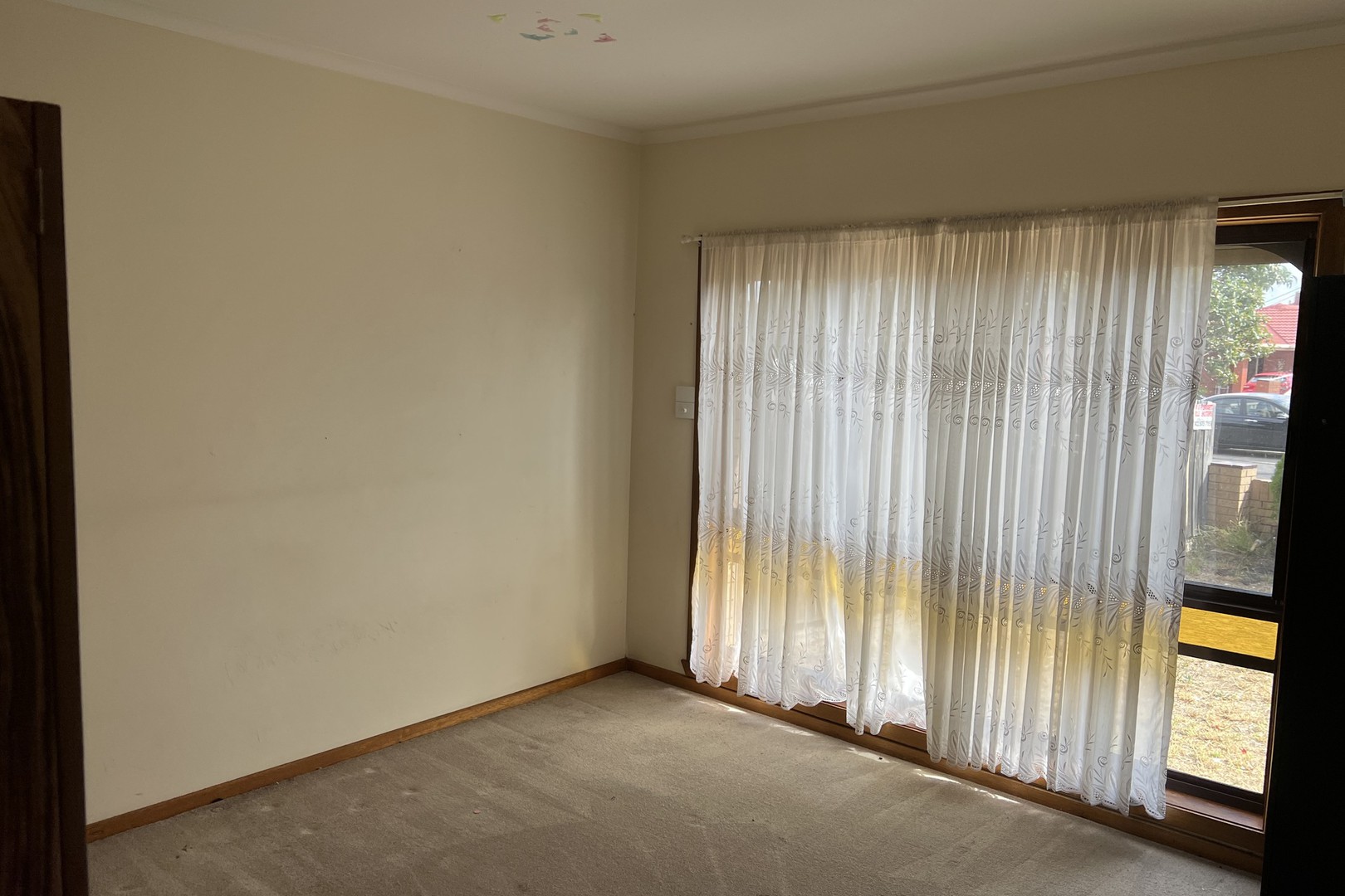 14 Douglas Avenue, St Albans, VIC 3021, St Albans - Thumbnail 4