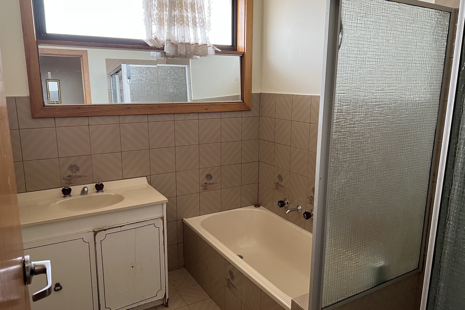 14 Douglas Avenue, St Albans, VIC 3021, St Albans - Thumbnail 6