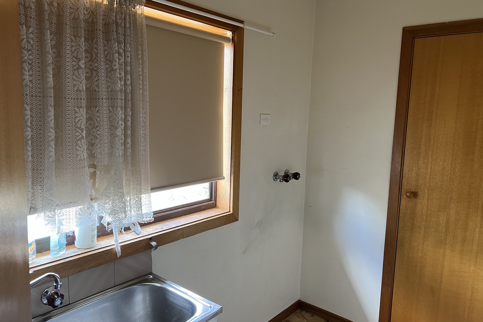 14 Douglas Avenue, St Albans, VIC 3021, St Albans - Thumbnail 7