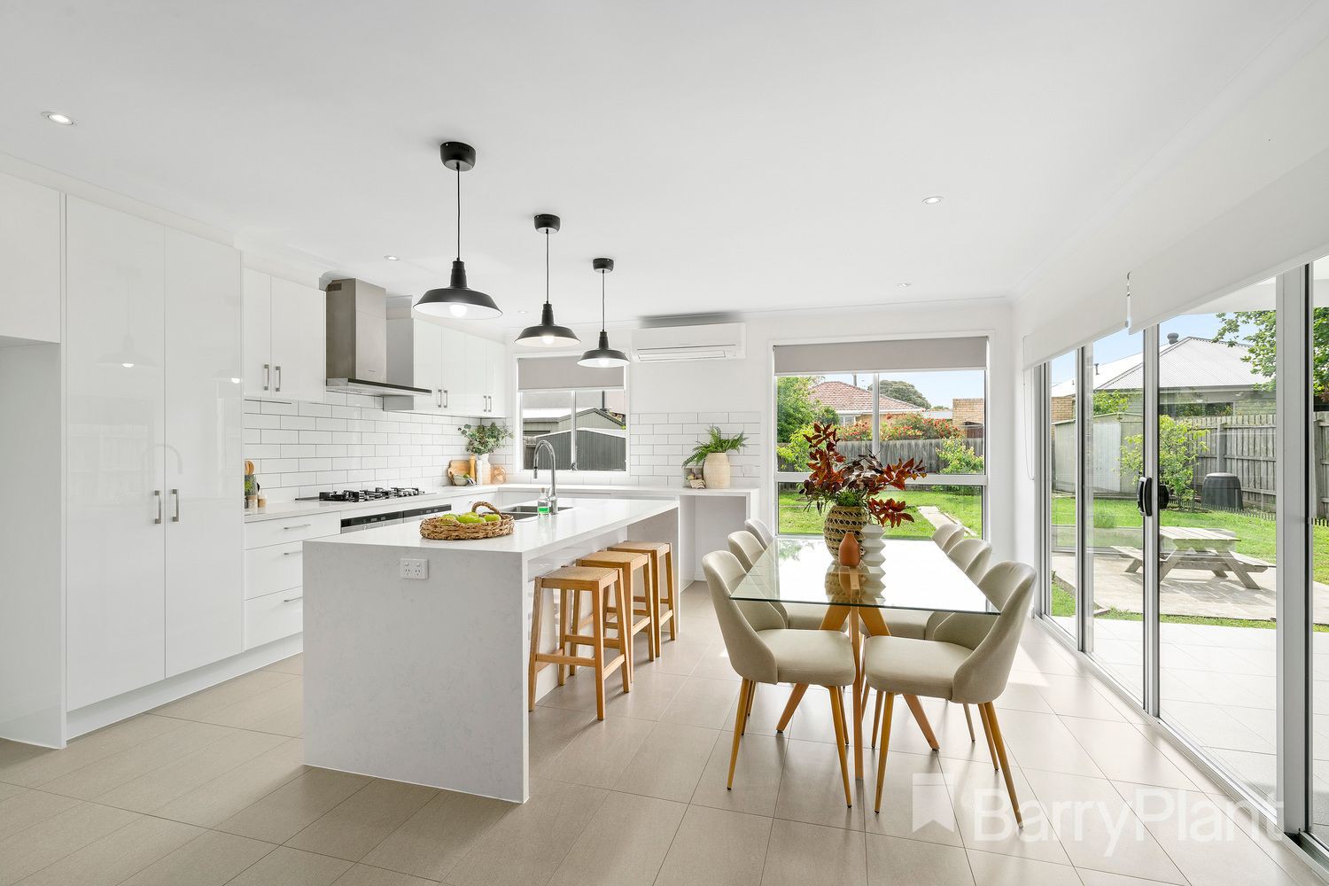 14 Dunbar AvenueSunshine, VIC 3020, Sunshine - Thumbnail 2