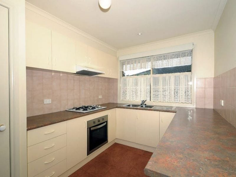 14 Dunstone Dr, Rosebud, VIC 3939, Rosebud - Thumbnail 2
